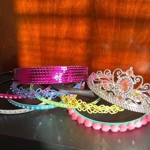 10 headbands for girls. One head band is like a crown headband.